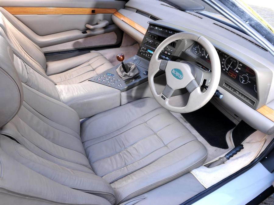  Lotus Etna Concept 1984 года  (фото 5 из 15)